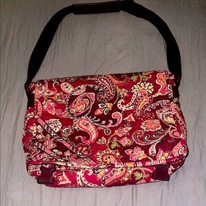 Vintage Vera Bradley bag, gently used, excellent condition.